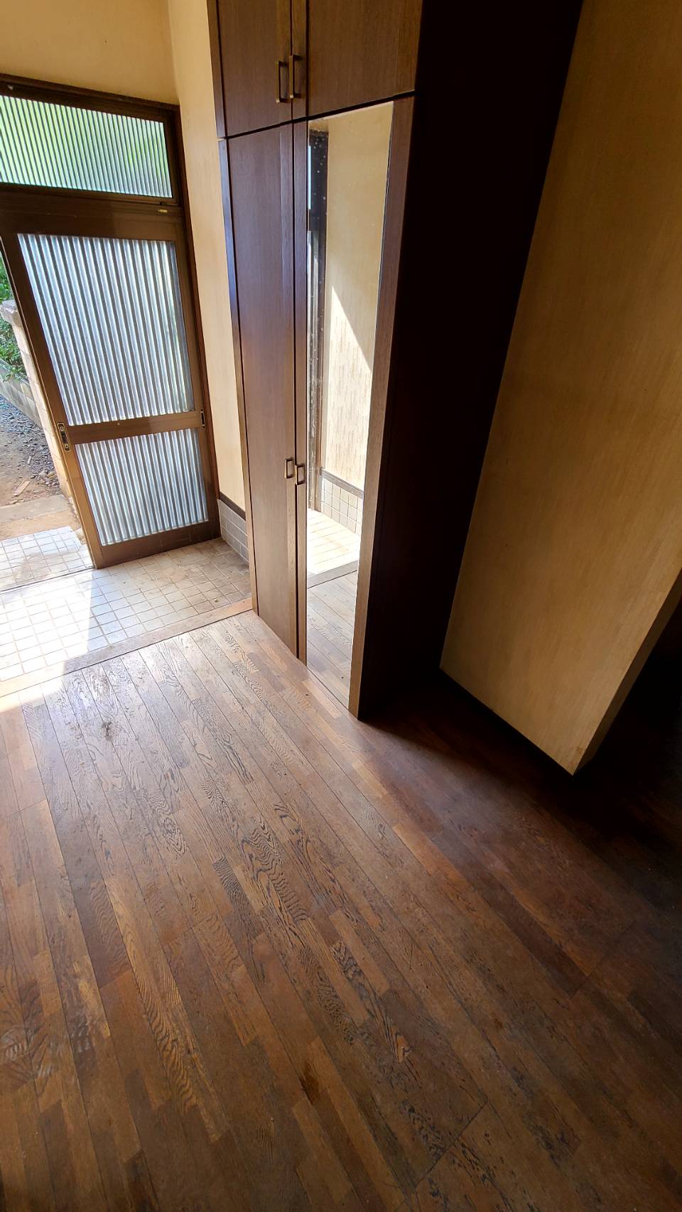 【遺品整理作業】成年後見人様からご紹介でご依頼をいただきました!豊島区で残置物撤去作業です。