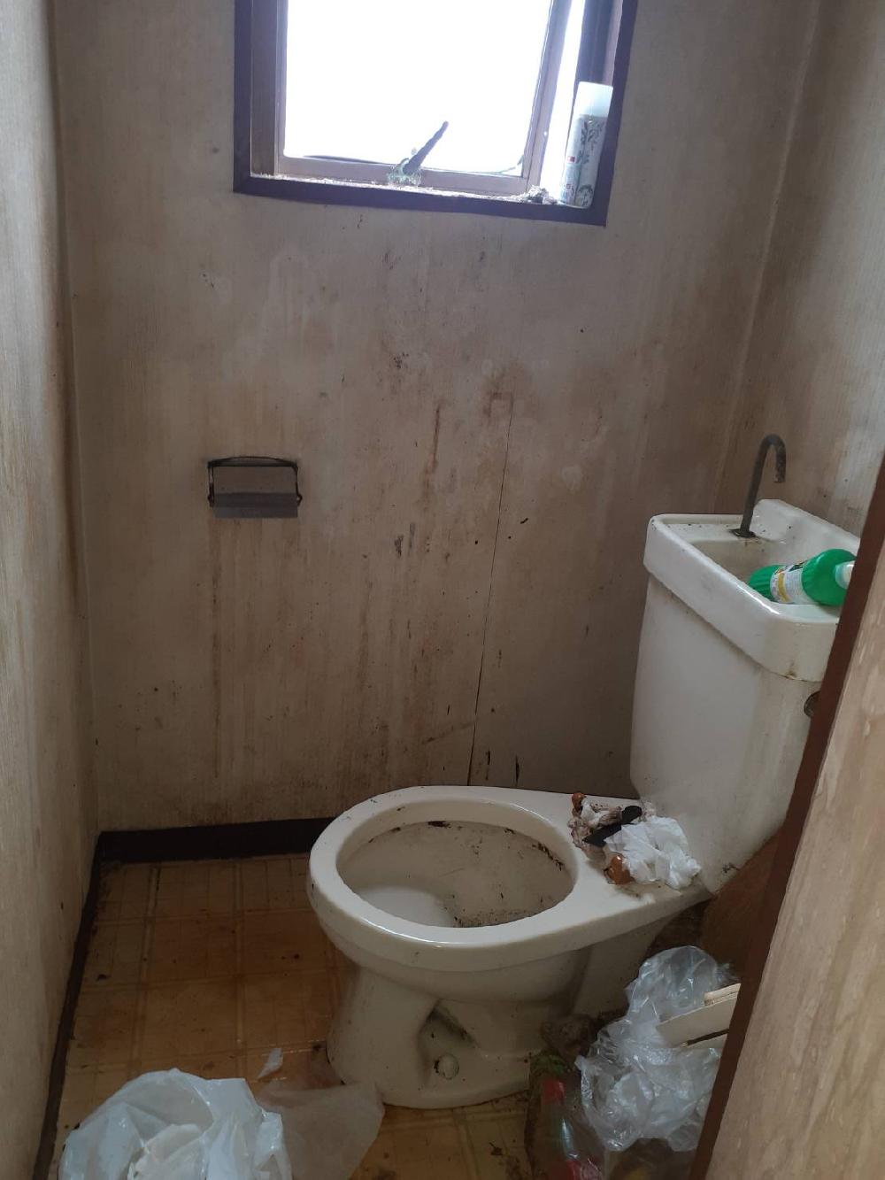 【ゴミ屋敷片付け作業】口コミサイトと一括見積もりサイトで比較されてからのご依頼をいただきました！ふじみ野市でゴミ部屋のお片付けです。