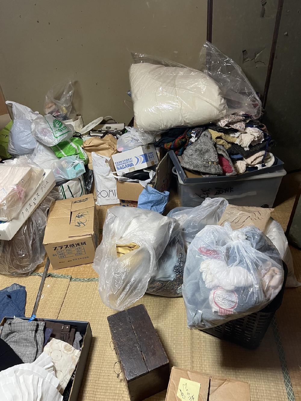 【遺品整理作業】建物の中はもちろん庭周りも綺麗さっぱり片付けます！川口市で遺品整理作業です。