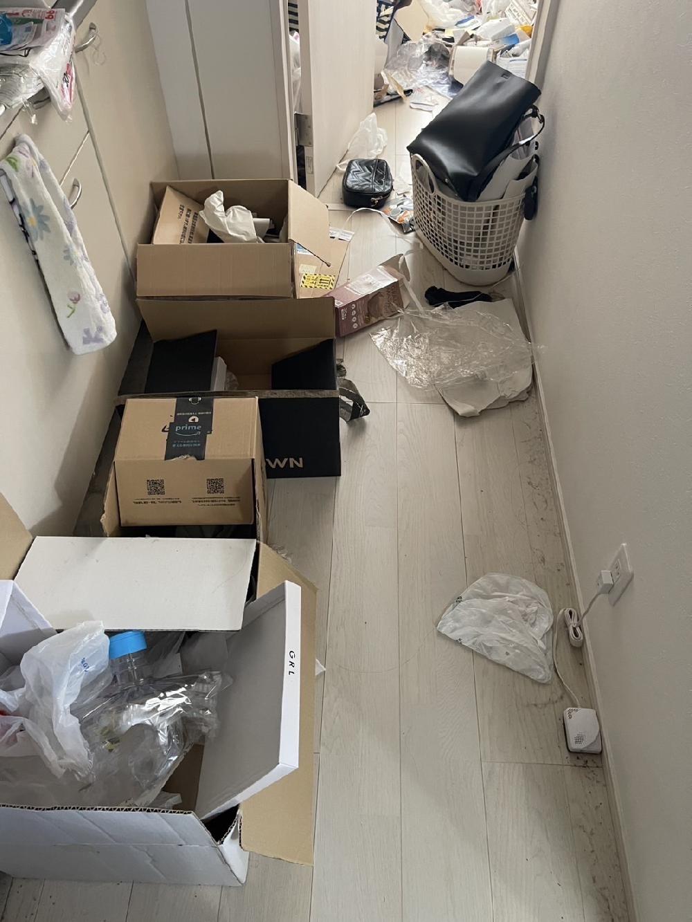 【ゴミ屋敷 片付け作業】女性のお客様で口コミサイトからご依頼をいただきました！世田谷区で女性スタッフでの作業です。